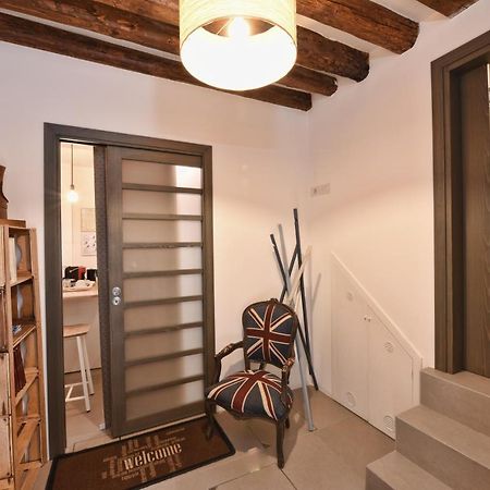 Sottopiano - Comfort In The Center Venesia Bagian luar foto