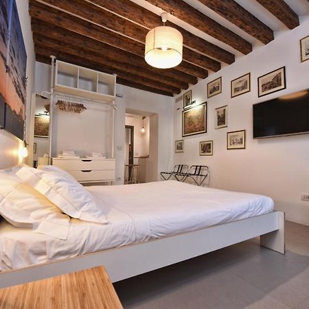 Sottopiano - Comfort In The Center Venesia Bagian luar foto